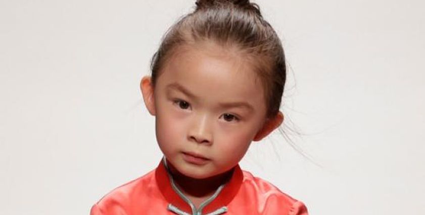 ازياء الاطفال في اسبوع الموضة بالصين