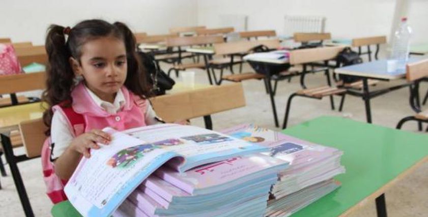 اتحاد أمهات مصر يرصد عملية استلام الكتب في المدارس