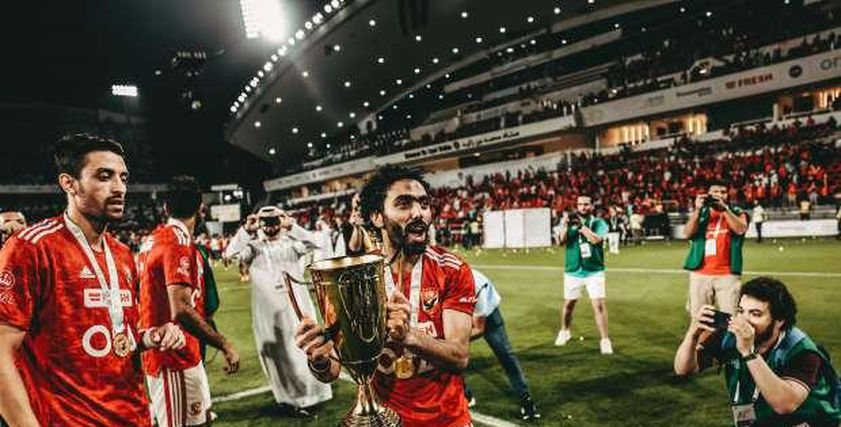 اللاعب حسين الشحات