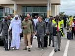 بجلابية وعمامة.. بعثة الكاميرون تسافر أبو ظبي لدخول معسكر كأس العالم