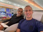 «بيبو وتوفيق» يطيران إلى الإمارات بسبب قميص الأهلي الجديد