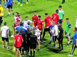 لحظة اعتراض لاعبي ليبيا على حكم مباراة الجابون بعد الهزيمة «صورة»