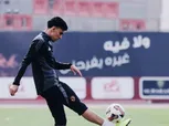 ماذا حدث بين إمام عاشور وبن شرقي مع عمال الزمالك قبل مباراة القمة؟