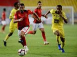 «فتحي» ينفعل على لاعبي الأهلي بعد الهدف الثاني لـ «الوصل»