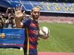 أليكس فيدال ينوي الرحيل عن برشلونة