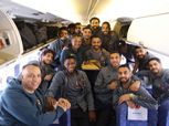 بعثة الأهلي تحتفل بعيد ميلاد «أفشة» في طائرة السفر إلى السعودية