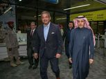 وزير الشباب والرياضة يصل السعودية