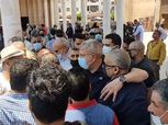 العامري فاروق وياسر ريان أبرز الحضور في جنازة شقيق أحمد شوبير (فيديو وصور)