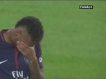 نيمار يدخل في نوبة بكاء أثناء الوقوف دقيقة حداد على ضحايا برشلونة
