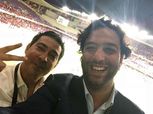 بالصور| سيلفي «ميدو وبركات» في مباراة اعتزال حسام غالي