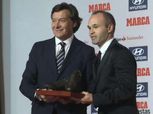 «إنييستا» يحصد جائزة أفضل لاعب بالمنتخب الإسباني