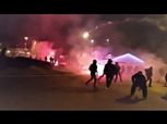 بالفيديو| شوارع فرنسا تشهد صراع بالشماريخ بين جمهور ليون وروما
