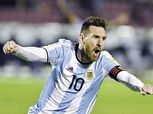 بالصور| «ميسي» يكشف عن قميص الأرجنتين الخاص بكأس العالم