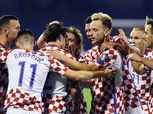 مودريتش وراكيتيتش يقودان وسط كرواتيا أمام اليونان لضمان الصعود لكأس العالم