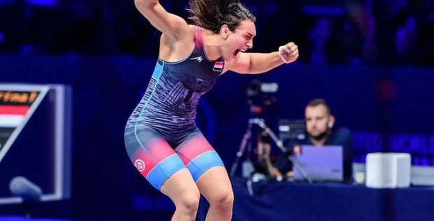 سمر حمزة تتأهل إلى ربع نهائي بطولة العالم للمصارعة