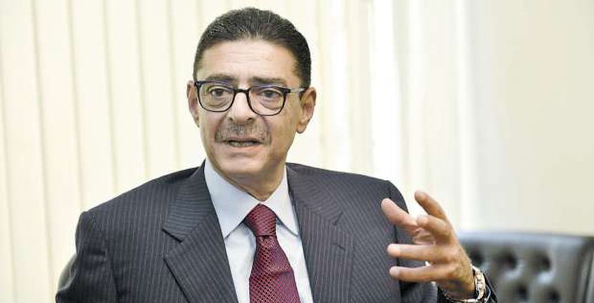 محمود طاهر يهنئ فريق «سلة» الأهلي
