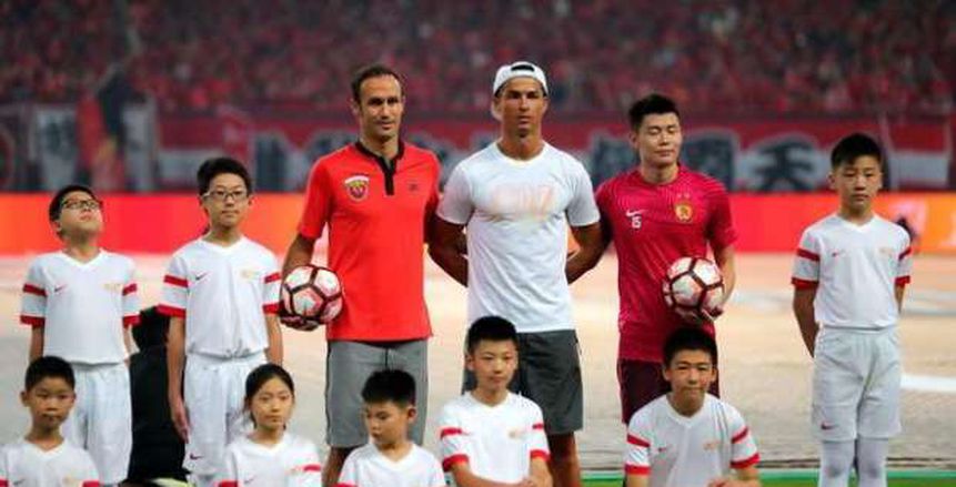 بالفيديو والصور| "رونالدو" يشاهد قمة الدوري الصيني
