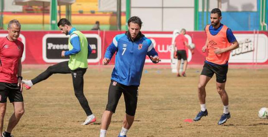 الشيخ ورمضان ضمن 6 لاعبين خارج قائمة الأهلي لمواجهة الهلال