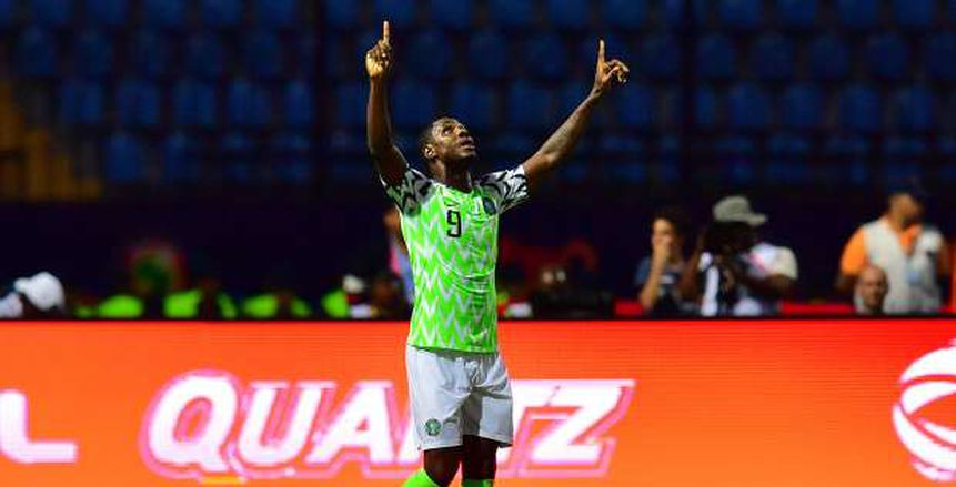 إيجالو يحصل على جائزة أحسن لاعب في مباراة نيجيريا والكاميرون