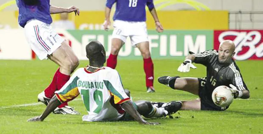 مونديال 2002: السنغال حديث العالم.. السعودية تسقط فى فخ الهزائم الثقيلة.. وأخطاء كارثية لجمال الغندور أمام «الماتادور»