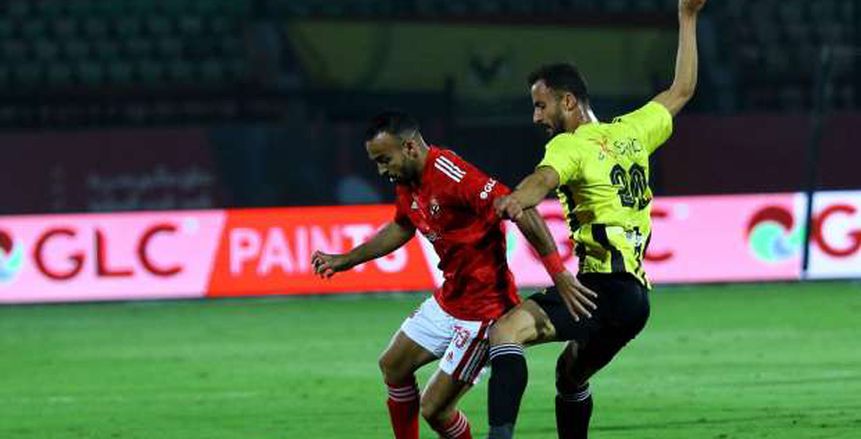 طرد وإصابة و10 لاعبين في مباراة الأهلي والمقاولون العرب بكأس مصر
