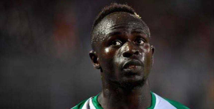مدرب السنغال ينفعل على مدافعيه بسبب ساديو ماني