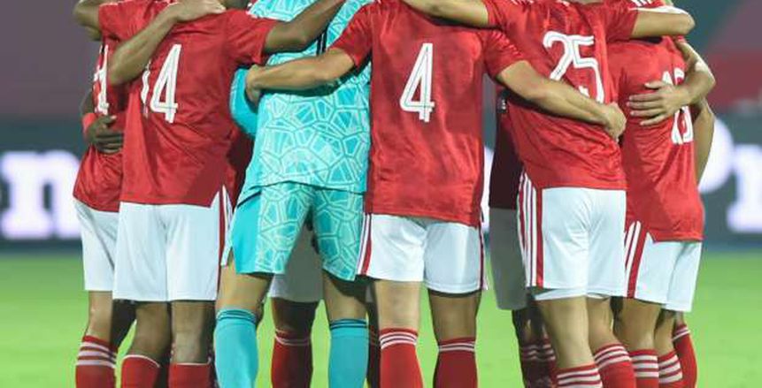 24 لاعبًا في قائمة الأهلي لمباراة الزمالك في السوبر المصري