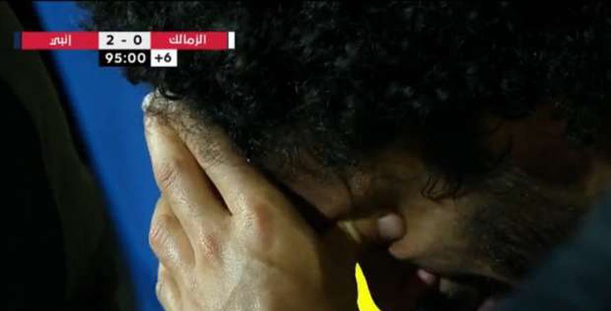 العجوز لاعب إنبي ينهمر في البكاء بعد الفوز على الزمالك.. ويحصد لقب رجل المباراة