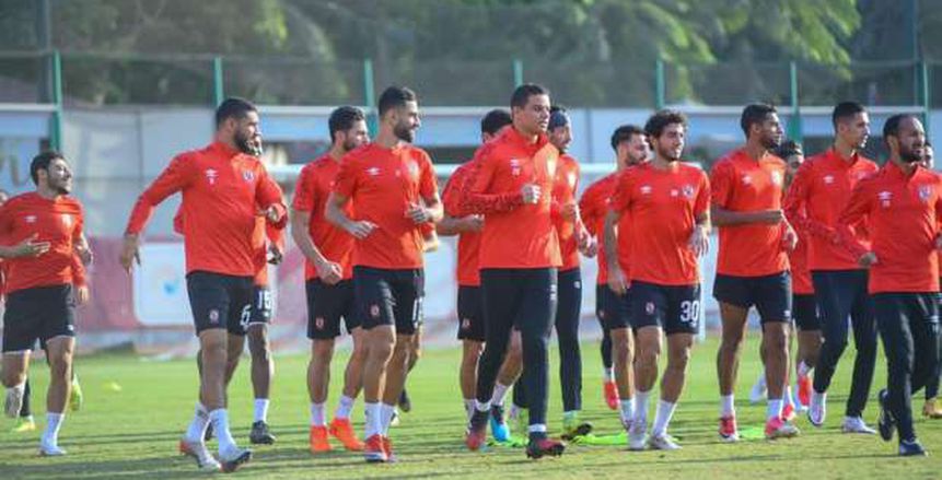 غياب 9 لاعبين عن مران الأهلي استعدادا لمواجهتي الترجي التونسي