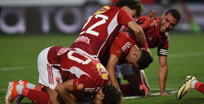 سيد عبد الحفيظ يختار تشكيل الأهلي الأمثل في مباراة الترجي التونسي