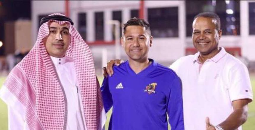 رسميا| مدرب تشيلي بديلا لـ«ميدو» في الوحدة السعودي