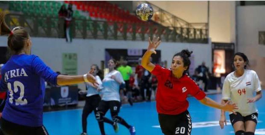 الأهلي يتعاقد مع دينا هاني صانعة ألعاب الطيران ومنتخب الأردن لكرة اليد