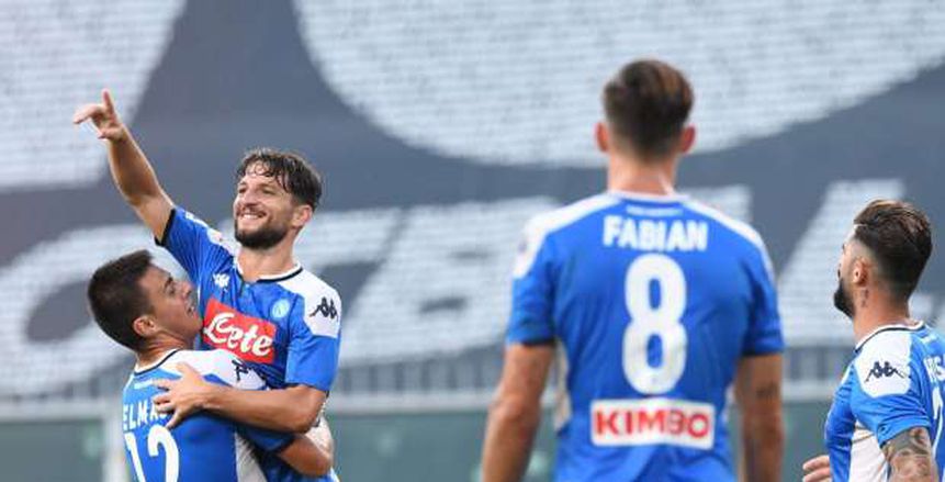 نابولي يسقط ساسولو بهدفين في الدوري الإيطالي