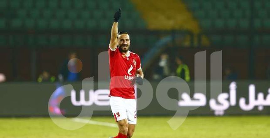 خبير تحكيمي: هدف الأهلي جاء بعد خطأ على معلول والڤار بريء (فيديو)