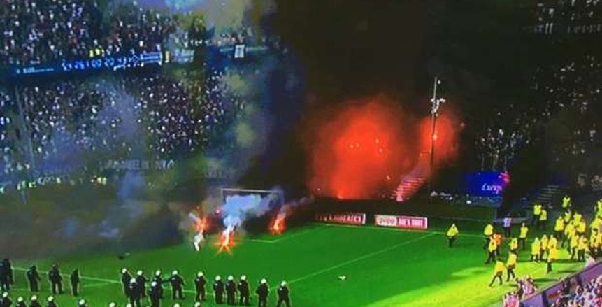 بالصور| شغب وحريق من جماهير هامبورج بعد الهبوط لأول مرة في التاريخ