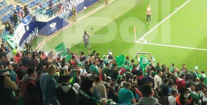 بالصور| جماهير الاتحاد السكندري تملأ مدرجات ملعب «جامعة الملك سعود»