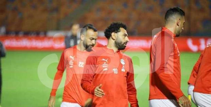 عزل حالة جديدة في معسكر المنتخب بسبب محمد صلاح