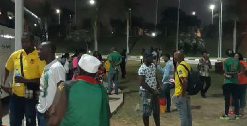 عاجل| انتهاء أزمة الكاميرون واللاعبون في الطريق للقاهرة