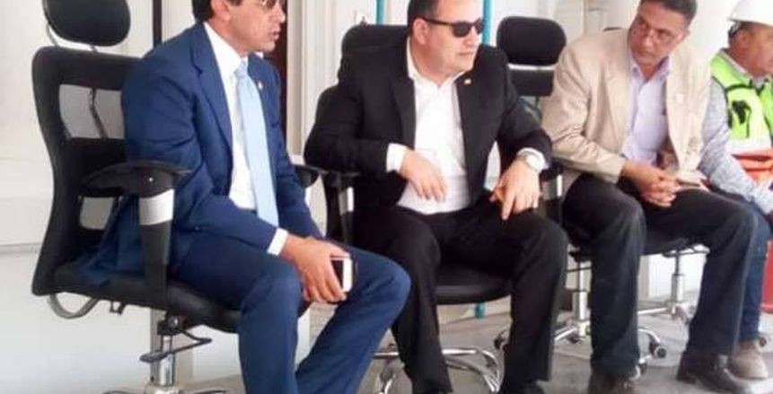وزير الشباب والرياضة يتفقد استاد الإسكندرية في زيارة مفاجئة