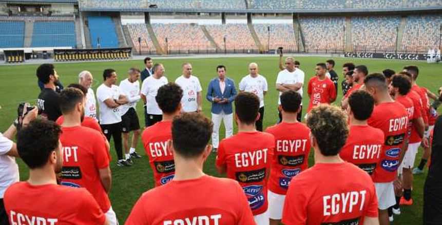 منتخب مصر يرتدي الأحمر والأبيض أمام بوركينا فاسو في تصفيات كأس العالم