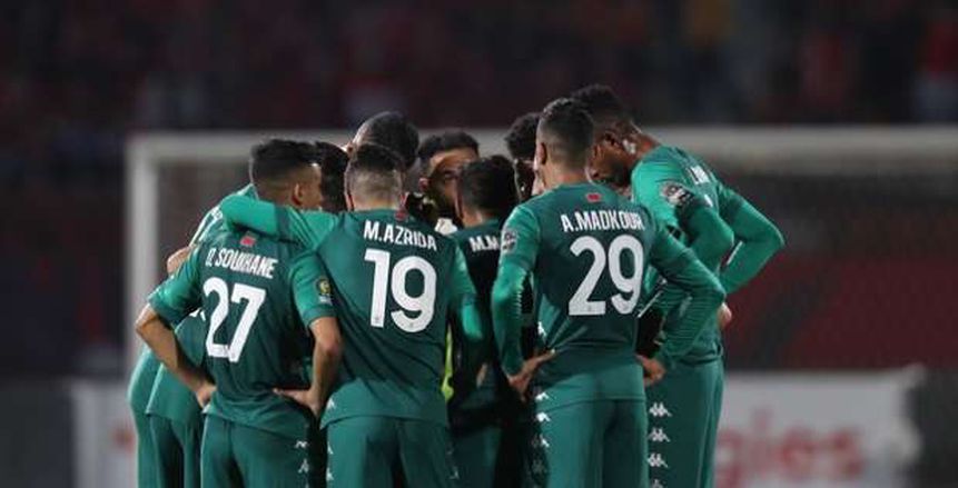 الرجاء المغربي يضم 9 صفقات جديدة ويطيح بـ11 لاعبًا أساسيًا