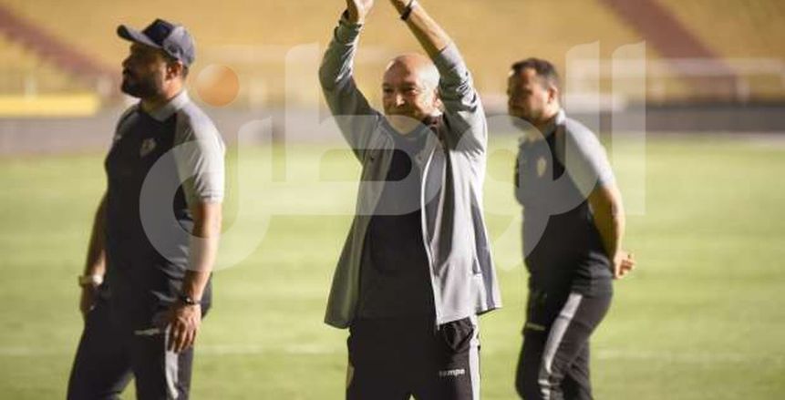 فيريرا يحذر لاعبي الزمالك قبل مباراة سموحة: الدوري أهم من كأس مصر