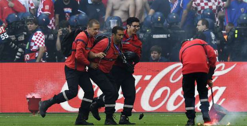 مدرب كرواتيا يصف الجماهير المشاغبة بـ"إرهابيي الرياضة"