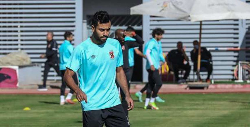 سبب غياب 8 لاعبين عن الأهلي أمام البنك بالدوري: استمرار استبعاد حسام حسن