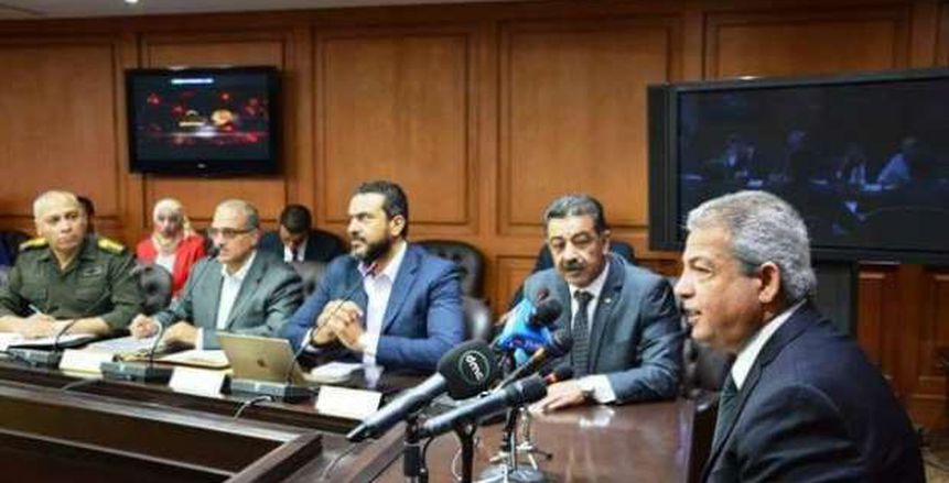 وزير الرياضة يتفقد إستاد الإسكندرية قبل افتتاحه بأسبوع