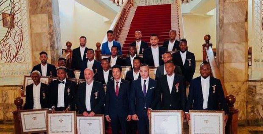 بالصور.. رئيس مدغشقر يكرم منتخب بلاده تقديرًا لجهودهم في أمم أفريقيا