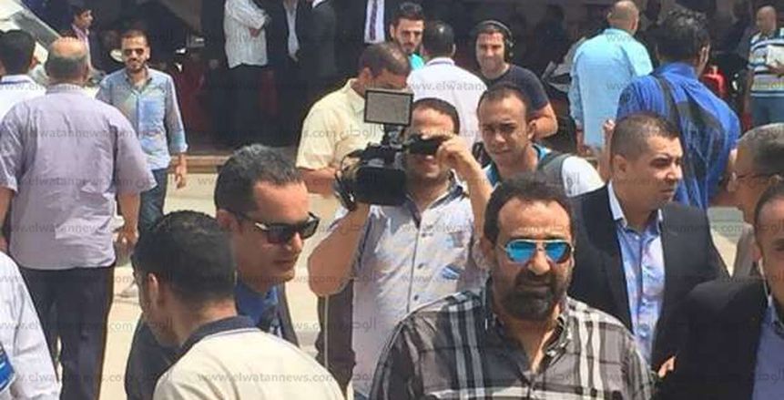 اللجنة الانتخابية ترفض بدء التصويت بسبب تواجد مجدي عبد الغني