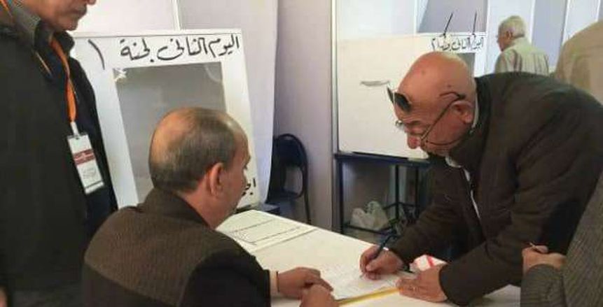 عبد الله جورج يدلي بصوته في انتخابات الزمالك