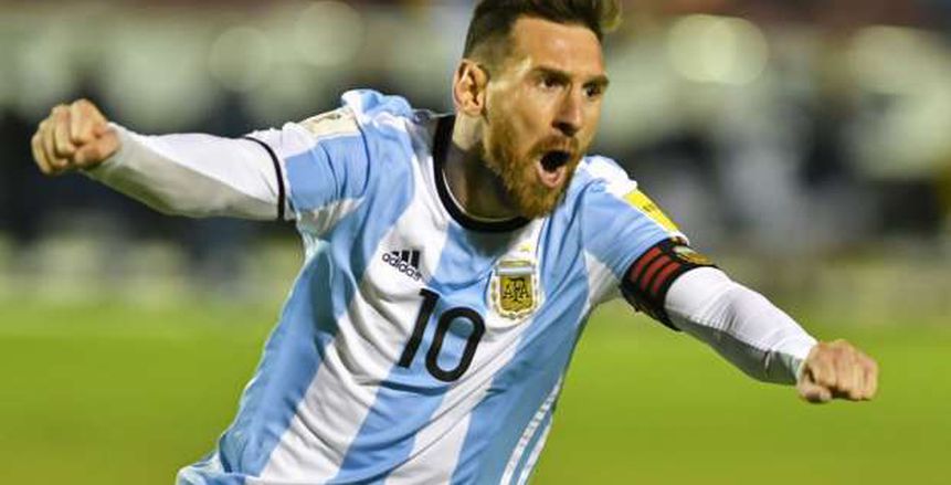 بالفيديو| هاتريك ميسي يقود الأرجنتين إلى كأس العالم