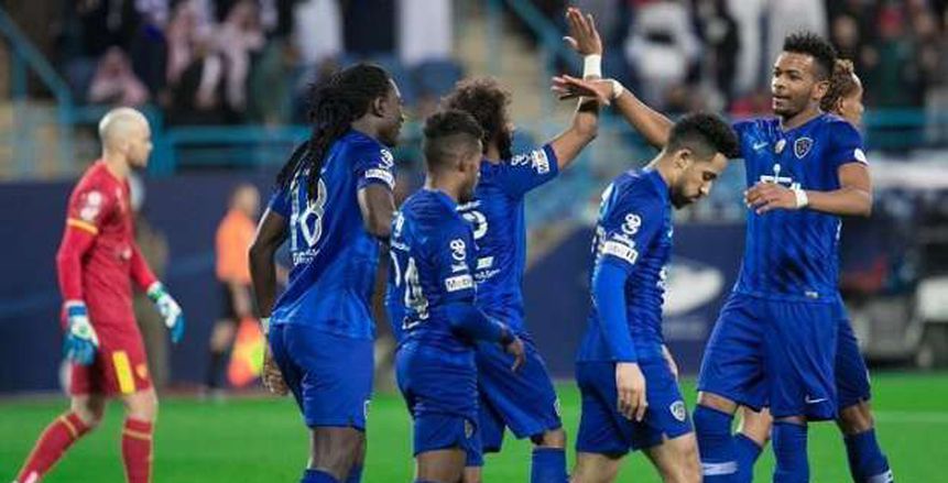 10 دقائق| الهلال يضغط.. والاتحاد يؤمن دفاعه خوفًا من الهدف المبكر